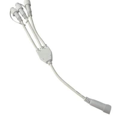 Sadales kabelis - gaismas ķēdēm un gaismas aizkariem (1 ieeja, 3 izejas) BALTS